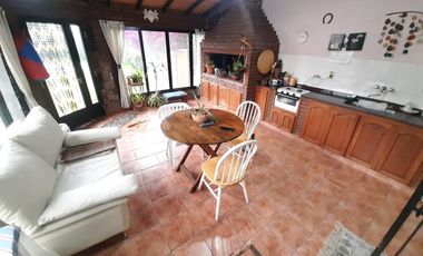 EXCELENTE PH 4 AMBIENTES - PILETA, PARRILLA Y COCHERA