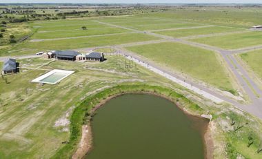 Terreno en VENTA en Barrio La Finca Barrio Cerrado  lote Funes