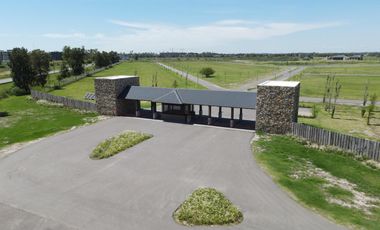 Terreno en VENTA en Barrio La Finca Barrio Cerrado  lote Funes