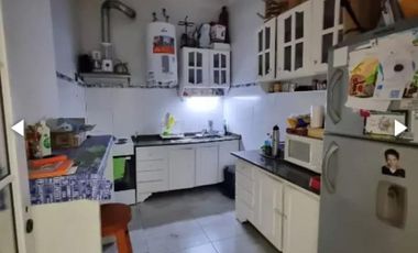 PH en venta - 2 Dormitorios 1 Baño - 110Mts2 - Morón