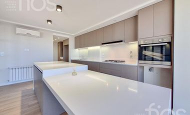 VENTA DEPARTAMENTO DE TRES DORMITORIOS CON DOBLE BALCON  EN PARQUE ESPAÑA EN CONSTRUCCION