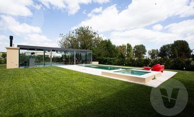 Casa en venta - Barrio Fincas del Alba, Canning
