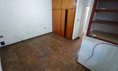CASA EN VENTA 3 AMBIENTES EN MORON SUR