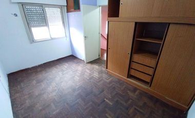 CASA EN VENTA 3 AMBIENTES EN MORON SUR