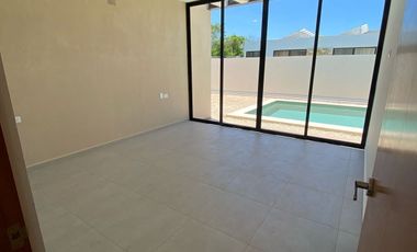 En venta casa de una planta en privada residencial zona de Tamanché