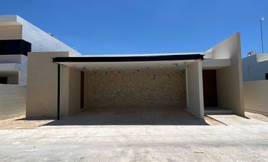 En venta casa de una planta en privada residencial zona de Tamanché