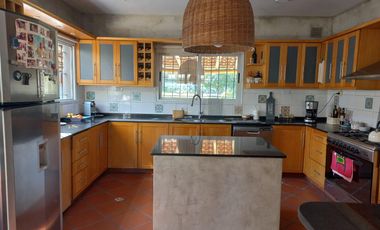 Casa en  alquiler anual en Maschwitz Barrio Alta Vista 3 dormitorios pileta 6576