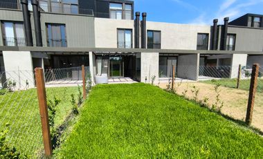 Townhouse 4 ambientes en Oliden Joven amenities