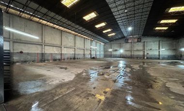 Galpón en alquiler - 2 Oficinas 3 Baños - 1.000Mts2 - Avellaneda