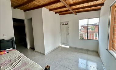 Casa en venta en San Antonio de Prado - Medellín