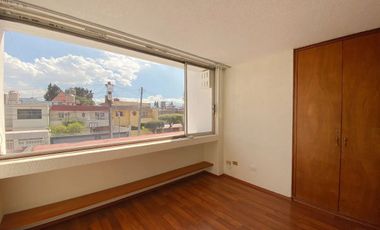 Prado Coapa, Casa remodelada en fraccionamiento cerrado