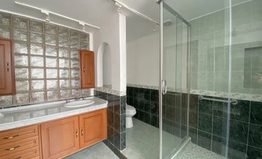 Prado Coapa, Casa remodelada en fraccionamiento cerrado