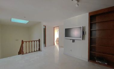 Prado Coapa, Casa remodelada en fraccionamiento cerrado