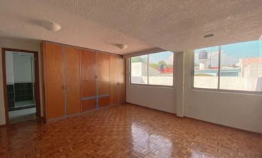 Prado Coapa, Casa remodelada en fraccionamiento cerrado