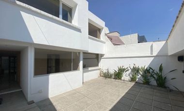 Prado Coapa, Casa remodelada en fraccionamiento cerrado