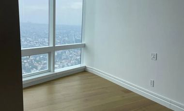 PH CON VISTA PANORÁMICA EN PISO 63 EN TORRE MÍTIKAH