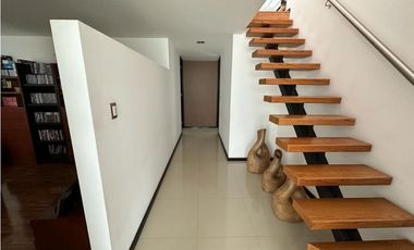✨ ¡HERMOSA CASA EN VENTA EN PARQUE VICTORIA, LOMAS DE ANGELÓPOLIS! ✨