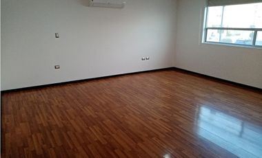 ✨ ¡HERMOSA CASA EN VENTA EN PARQUE VICTORIA, LOMAS DE ANGELÓPOLIS! ✨