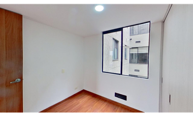 Apartamento en Venta en Tres Esquinas,Parque de las flores 3