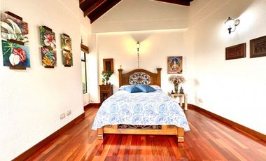 Vendo Casa campestre sector la Catedral. Envigado
