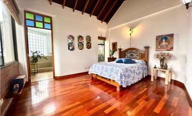 Vendo Casa campestre sector la Catedral. Envigado