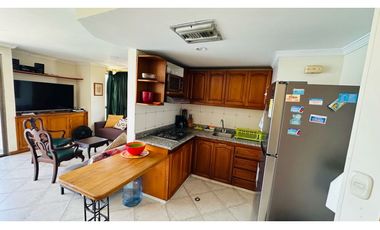 ENCANTADOR APARTAMENTO AMOBLADO PRIMERA LINEA DE PLAYA -060-