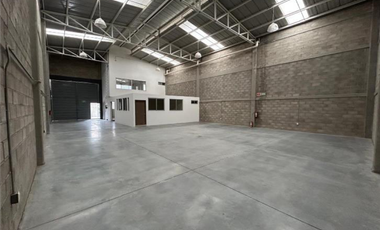 VENTA DE BODEGA COMERCIAL
