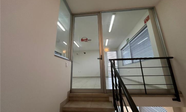 VENTA DE BODEGA COMERCIAL