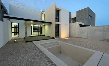 Casa 3 recámaras| Alberca| Zona conkal