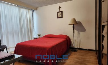 Casa en Venta con Uso de Suelo y Locales Comerciales en Acoxpa, Tlalpan.
