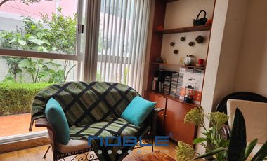 Casa en Venta con Uso de Suelo y Locales Comerciales en Acoxpa, Tlalpan.
