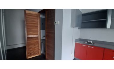 OFICINA / CALLE 50 / TORRE GLOBAL BANK / 102m2 / VACIA