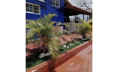 CABAÑAS DE PLAYA / LAS PALMAS GORGONA / 1080m2 / CON PISCINA