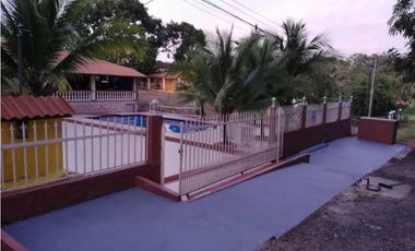 CABAÑAS DE PLAYA / LAS PALMAS GORGONA / 1080m2 / CON PISCINA