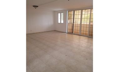 VILLA DE LAS FUENTES / 4 HABITAC. / 442m2 / CON OFICINA INDEPEN