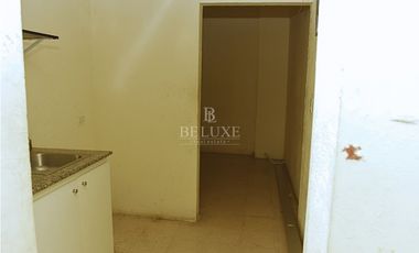 ALQUILO LOCAL EN PLAZA EL CANGREJO (8)