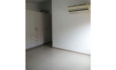 MILLA 8 / GREEN VILLAGE / 3 HABITACION / 300M / AIRE ACONDICIONADO