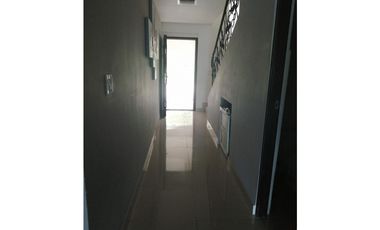 MILLA 8 / GREEN VILLAGE / 3 HABITACION / 300M / AIRE ACONDICIONADO