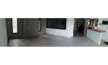 MILLA 8 / GREEN VILLAGE / 3 HABITACION / 300M / AIRE ACONDICIONADO
