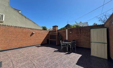 Casa PH en venta en Wilde Centro