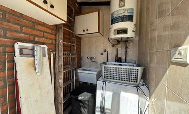 Casa PH en venta en Wilde Centro