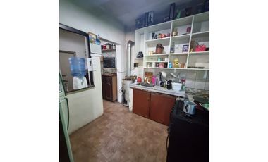 GALPÓN EN ZONA INDUSTRIAL