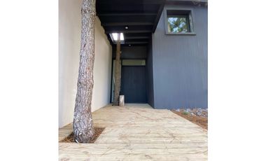 CASA EN VENTA - MARTIMO IV 48 - COSTA ESMERALDA