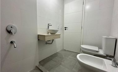 POSITIVE TOWER IV PB H - PINAMAR DEPARTAMENTO DE 3 AMBIENTES EN VENTA