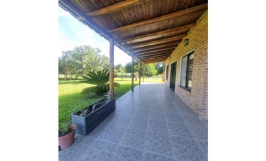 Casa quinta en Colonia con pileta y paisaje divino! Ahora financiado!