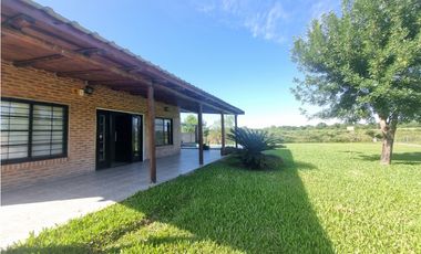 Casa quinta en Colonia con pileta y paisaje divino! Ahora financiado!
