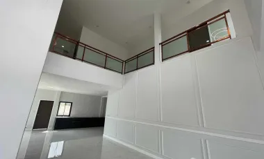 5 Bedroom House for sale in Mae Khao Tom, Chiang Rai