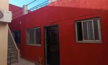 Departamento Tipo Casa en alquiler en Moron Centro