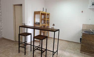 Departamento Tipo Casa en alquiler en Moron Centro