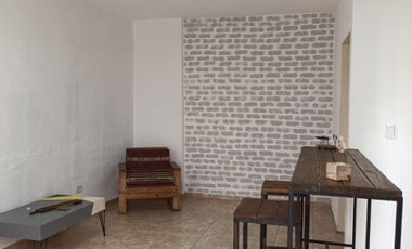 Departamento Tipo Casa en alquiler en Moron Centro